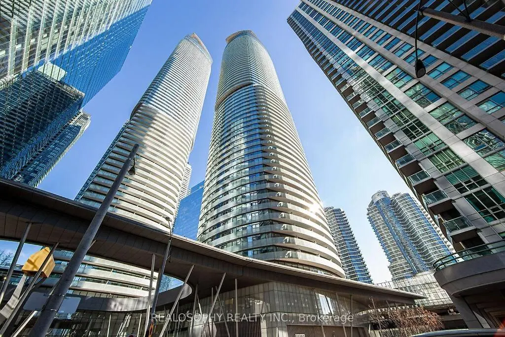 Modern Studio High Floor ,Cn Tower, Scotiaarena location